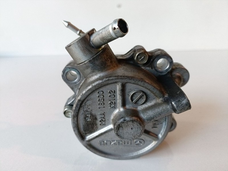 Recambio de depresor freno / bomba vacio para mazda 6 familiar (gh) r2aa referencia OEM IAM R2AA18G00  