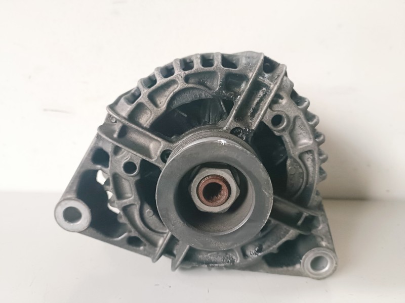 Recambio de alternador para opel zafira a y20dth referencia OEM IAM 0986042750  