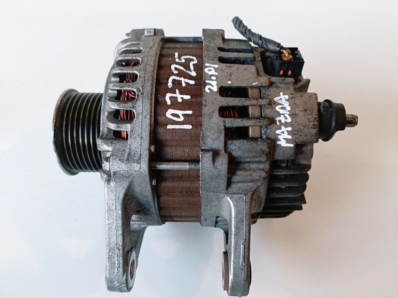 Recambio de alternador para mazda 6 familiar (gh) r2aa referencia OEM IAM A2TJQ681  