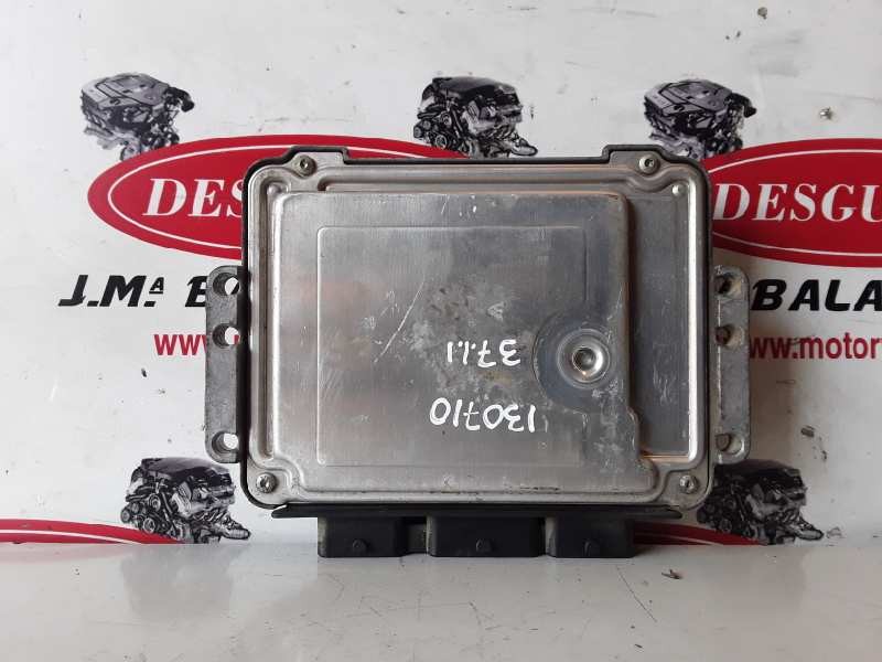 Recambio de centralita motor uce para renault trafic ii combi f9q760 referencia OEM IAM 0281011529/8200389519/1039S04808/HOM8200