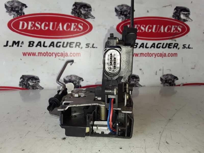 Recambio de cerradura puerta trasera derecha para audi a4 berlina (8e) avf referencia OEM IAM 8E0839016C  