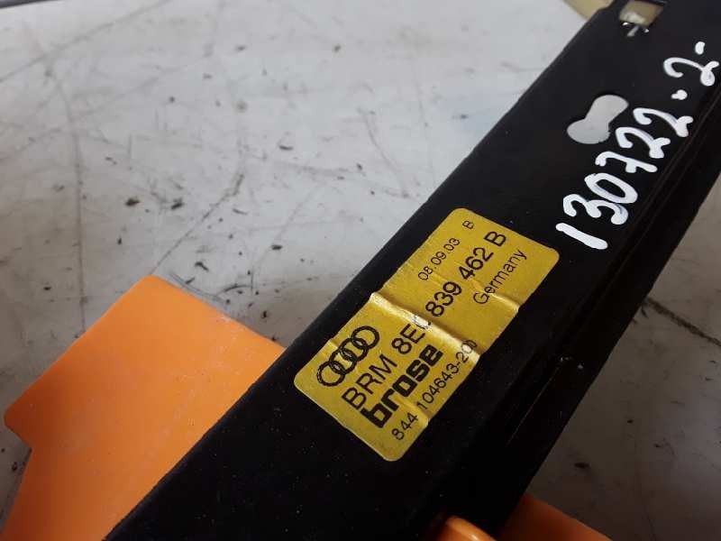 Recambio de elevalunas trasero derecho para audi a4 berlina (8e) avf referencia OEM IAM 8E0959802A/5WK47011DBF/105999107/8E08394