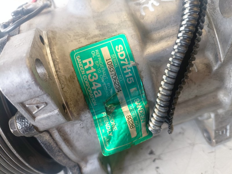 Recambio de compresor aire acondicionado para iveco daily furgón 814043n referencia OEM IAM 8028  