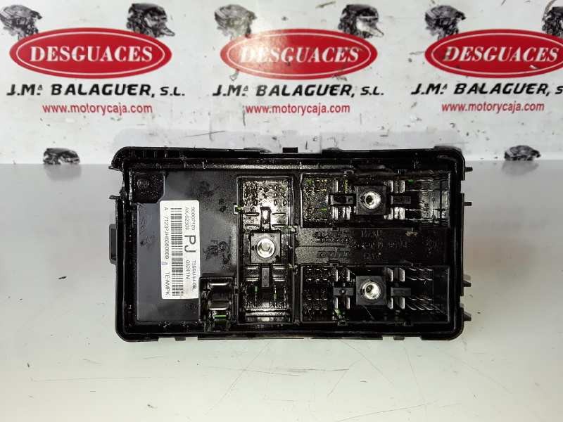 Recambio de caja reles / fusibles para chevrolet aveo hatchback b12d1 referencia OEM IAM 96867123/T255UH08  
