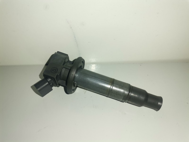 Recambio de bobina encendido para toyota avensis berlina (t25) 1zzfe referencia OEM IAM 9008019019  