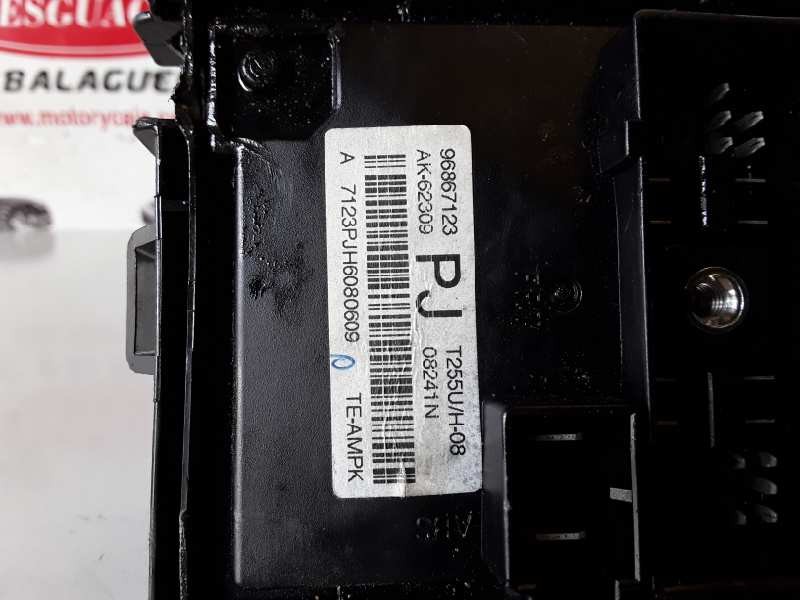 Recambio de caja reles / fusibles para chevrolet aveo hatchback b12d1 referencia OEM IAM 96867123/T255UH08  