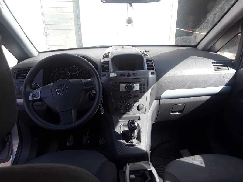 opel zafira b del año 2006