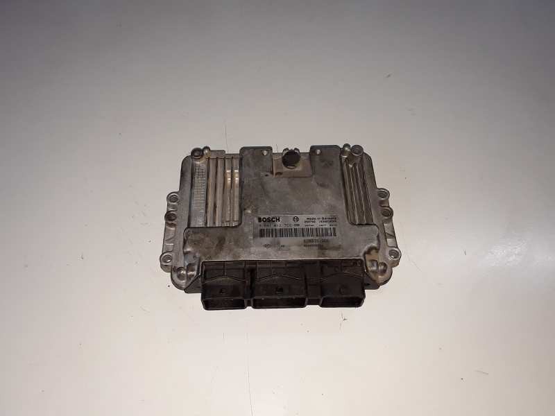 Recambio de centralita motor uce para renault scenic ii (jm) f9q812 referencia OEM IAM 0281012769/8200391966/8200558304  