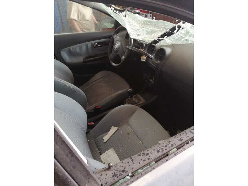 seat cordoba berlina (6l2) del año 2003