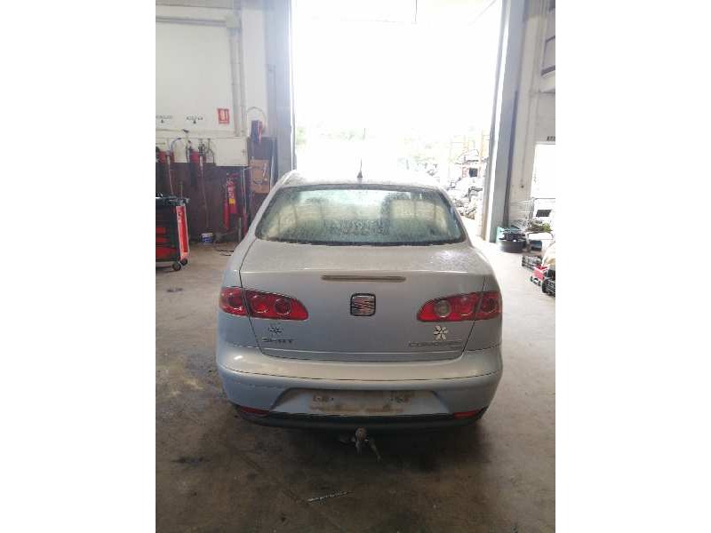 seat cordoba berlina (6l2) del año 2003