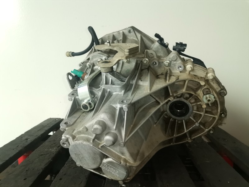 Recambio de caja cambios para dacia duster i k9k896 referencia OEM IAM TL4B043  
