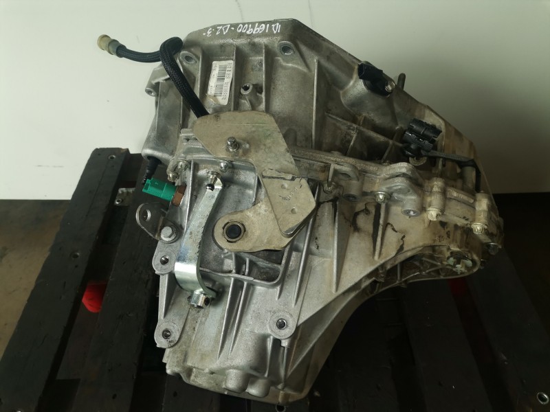 Recambio de caja cambios para dacia duster i k9k896 referencia OEM IAM TL4B043  