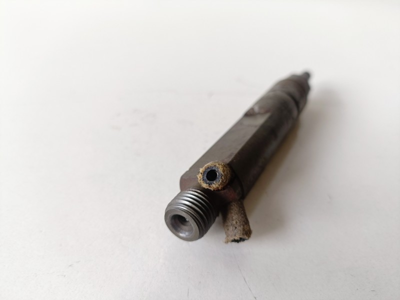 Recambio de inyector para audi a4 berlina (b5) 1z referencia OEM IAM 028130201G  