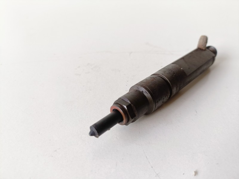 Recambio de inyector para audi a4 berlina (b5) 1z referencia OEM IAM 028130201G  