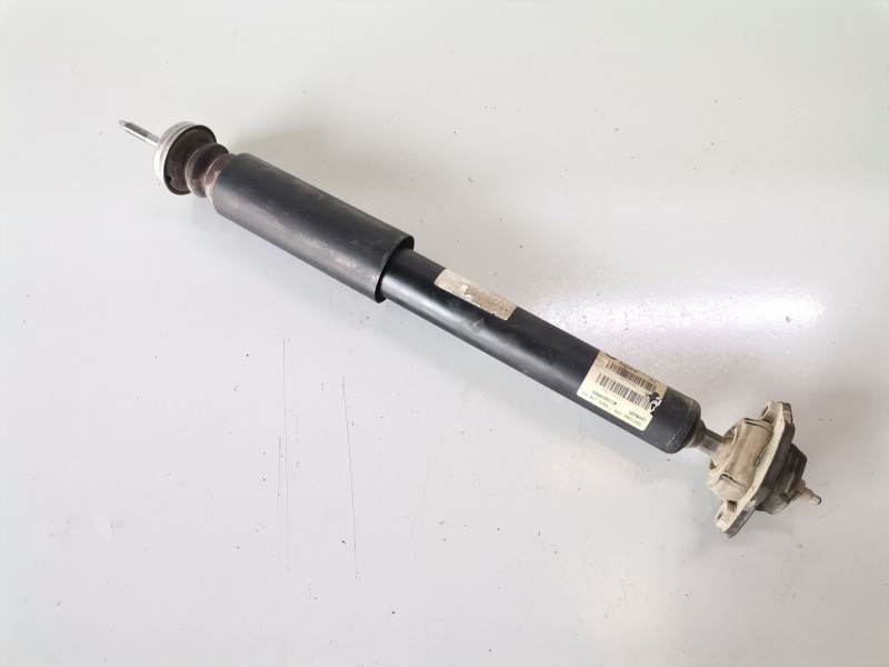 Recambio de amortiguador trasero izquierdo para bmw serie 3 touring (e91) 204d4 referencia OEM IAM 6772926  