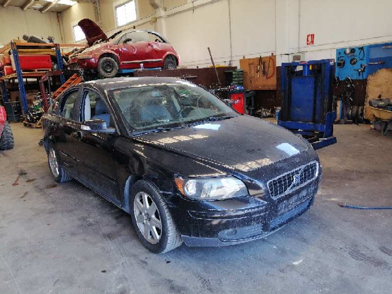 volvo s40 berlina del año 2007