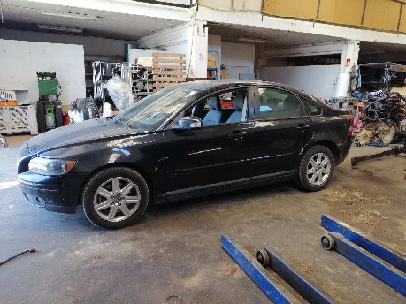 volvo s40 berlina del año 2007