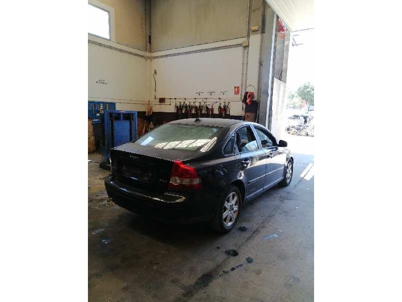 volvo s40 berlina del año 2007