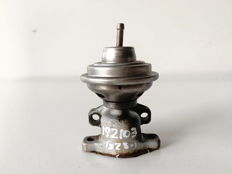 Recambio de valvula egr para audi a4 berlina (b5) 1z referencia OEM IAM 028131501E  