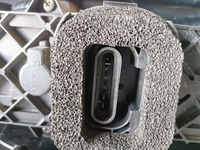 Recambio de piloto trasero izquierdo para iveco daily furgon f1agl411g referencia OEM IAM   