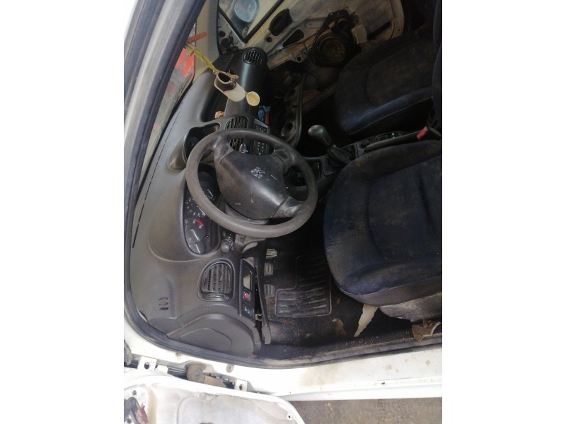 peugeot 206 del año 2002