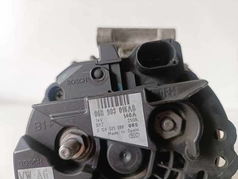 Recambio de alternador para audi a3 (8p1) ccza referencia OEM IAM 06B903016AB  