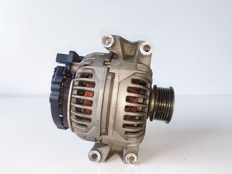 Recambio de alternador para audi a3 (8p1) ccza referencia OEM IAM 06B903016AB  