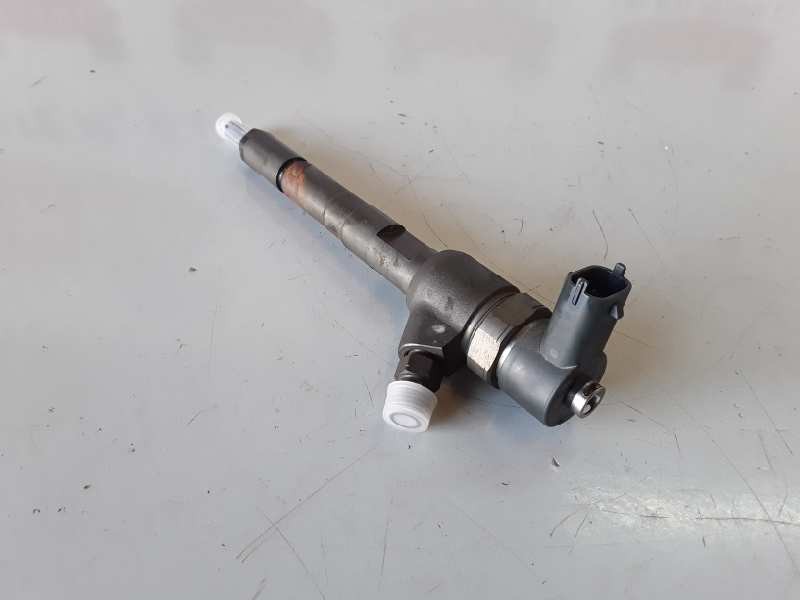 Recambio de inyector para suzuki ignis (rm/mh) z13dt referencia OEM IAM 0445110083  