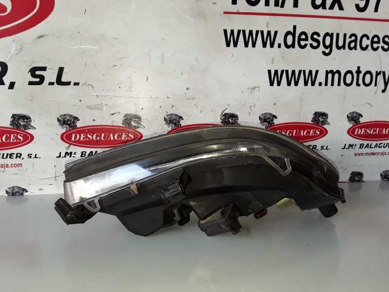 Recambio de faro izquierdo para opel zafira a y22dtr referencia OEM IAM   
