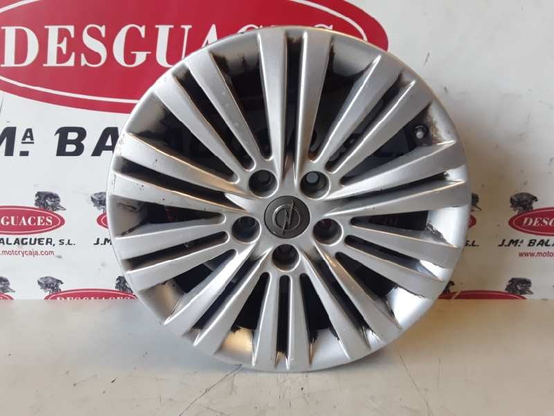 Recambio de juego llantas para opel astra j berlina 5p b16dtl referencia OEM IAM 17X7/IS44/AAVSTITAN  