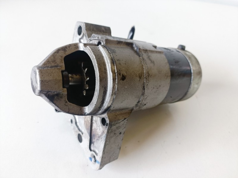 Recambio de motor arranque para citroen c3 picasso 9hx referencia OEM IAM M000T93581  