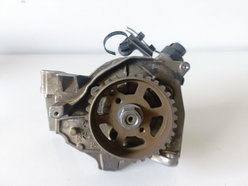 Recambio de bomba inyeccion para citroen c3 picasso 9hx referencia OEM IAM 0445010102  