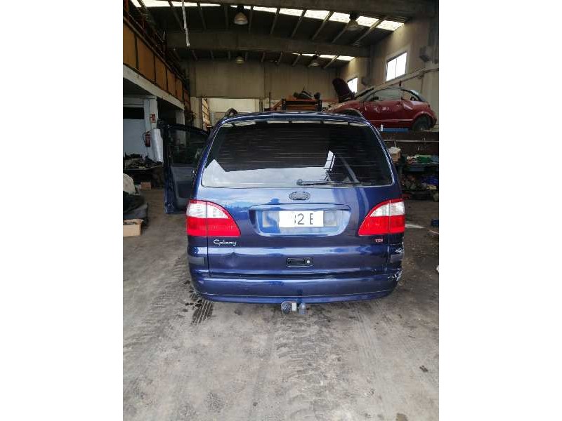 ford galaxy (vy) del año 2001