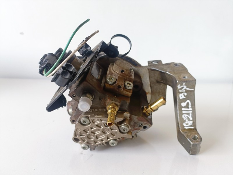 Recambio de bomba inyeccion para citroen c3 picasso 9hx referencia OEM IAM 0445010102  