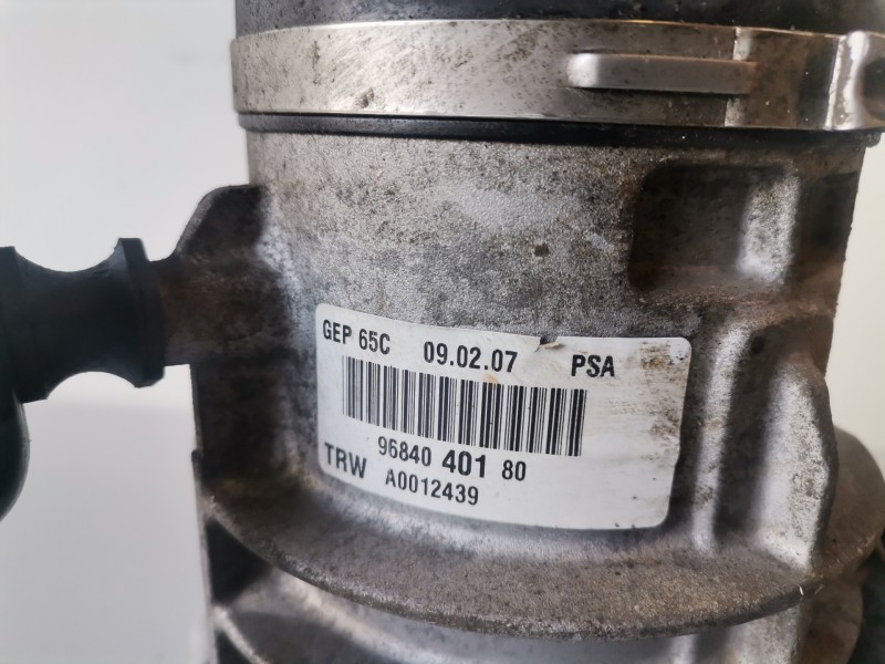 Recambio de bomba direccion para citroen c4 picasso 9hz referencia OEM IAM 9684040180  