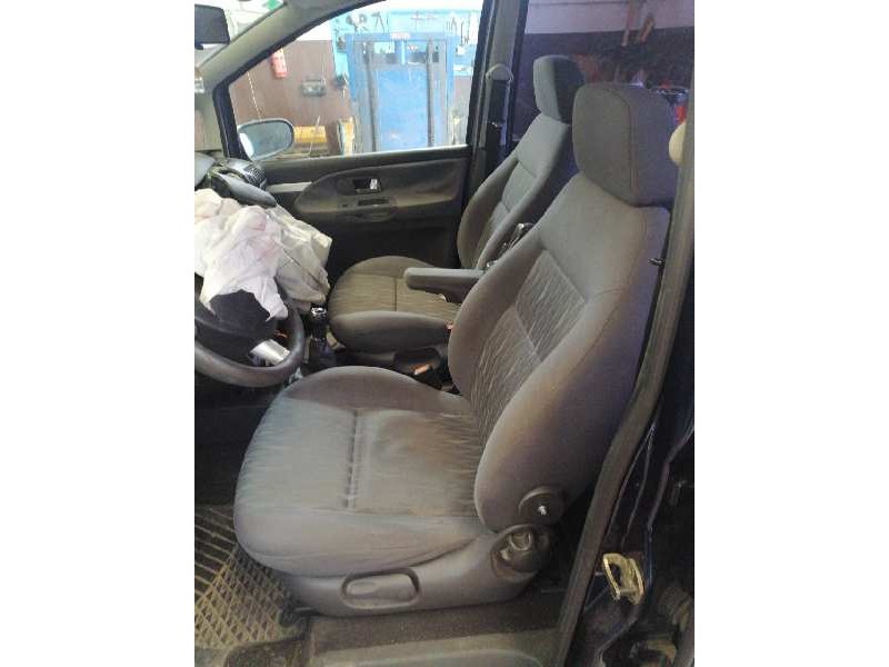 ford galaxy (vy) del año 2001