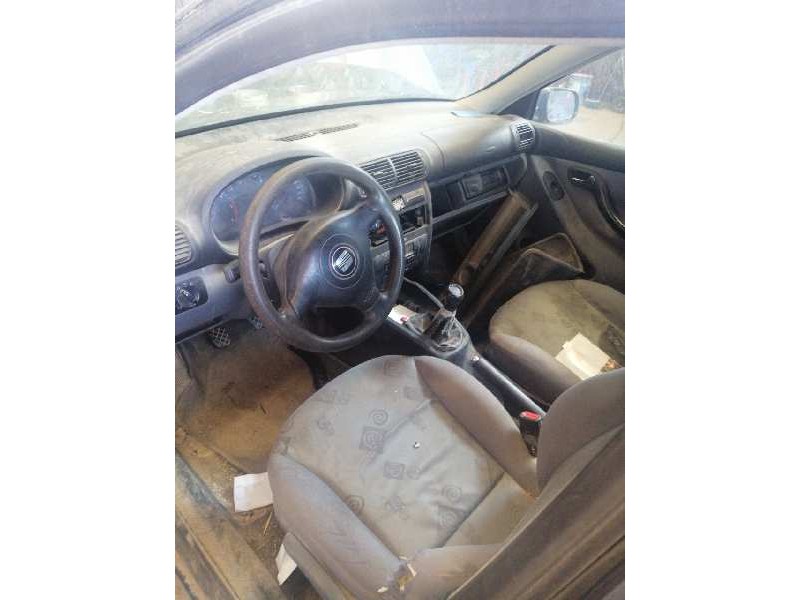 seat leon (1m1) del año 2000