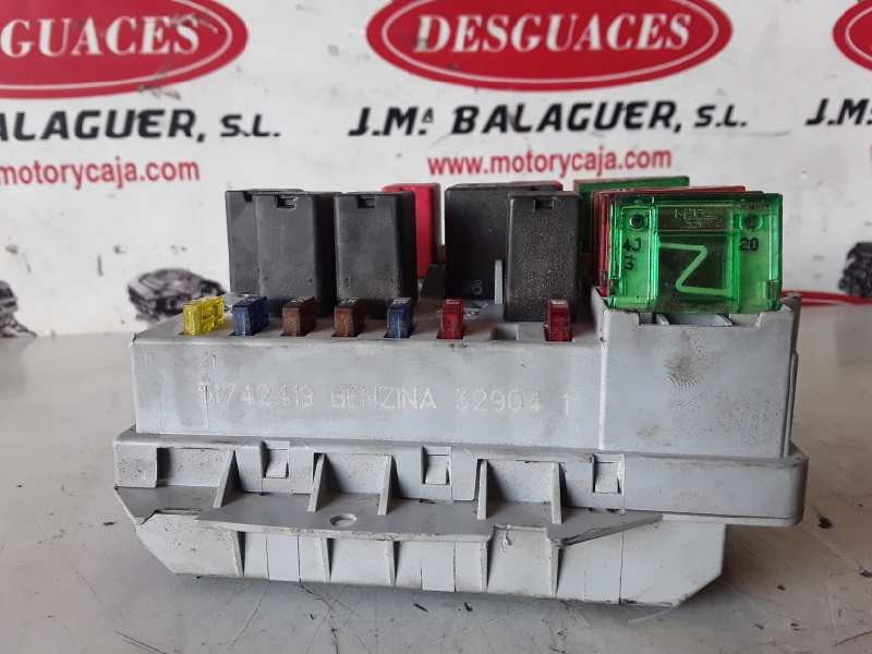 Recambio de caja reles / fusibles para alfa romeo 147 (190) ar32104 referencia OEM IAM 51742419/329041  