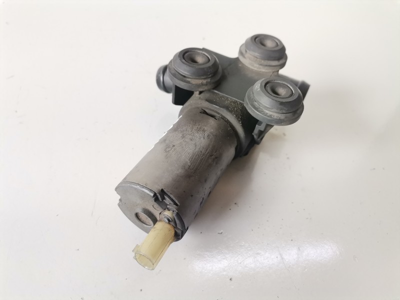 Recambio de valvula intercambio de calefaccion para bmw serie 1 berlina (e81/e87) n47d20a referencia OEM IAM 6411692824602  