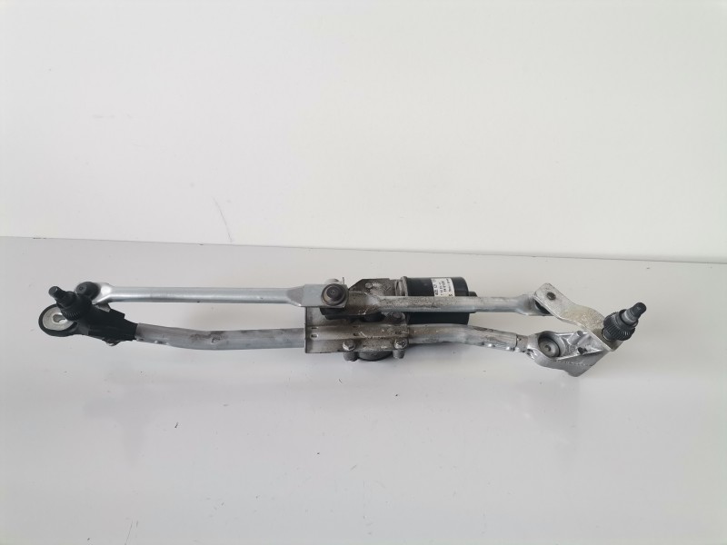 Recambio de motor limpia delantero para bmw serie 1 berlina (e81/e87) n47d20a referencia OEM IAM 719303601  