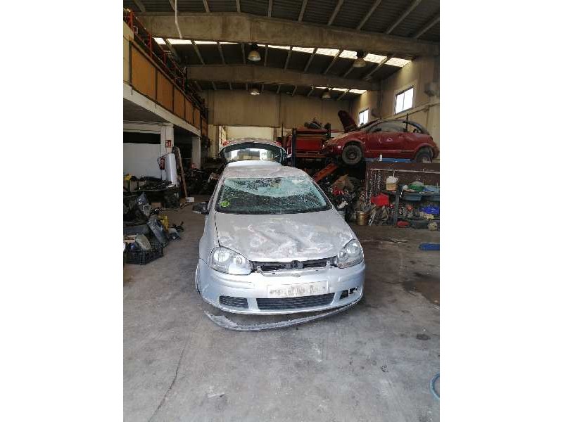 volkswagen golf v (1k1)(10.2003) del año 2004