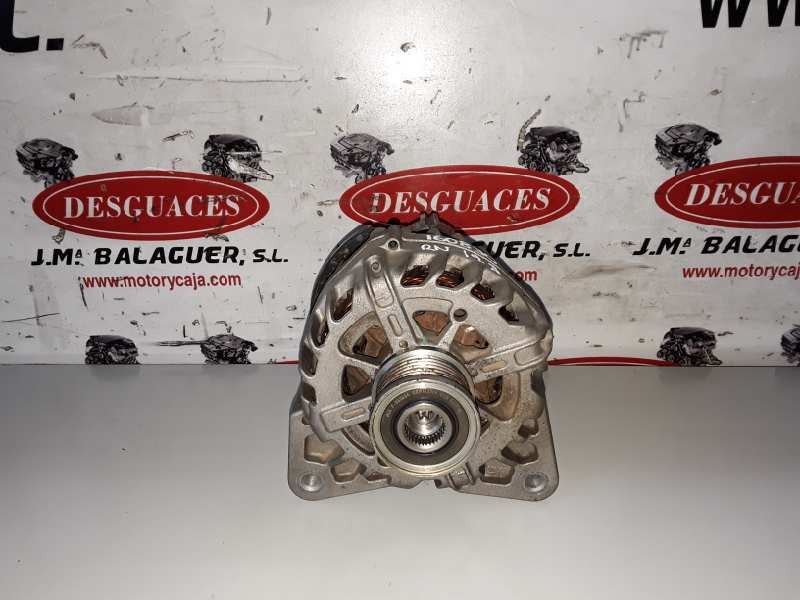 Recambio de alternador para renault megane iv berlina 5p h5f408 referencia OEM IAM 231008040R  