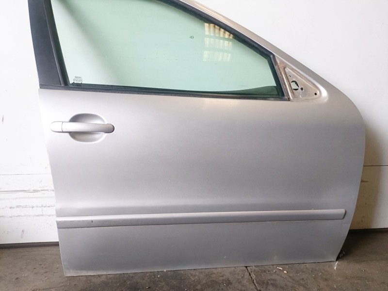 Recambio de puerta delantera derecha para seat leon (1m1) azd referencia OEM IAM   