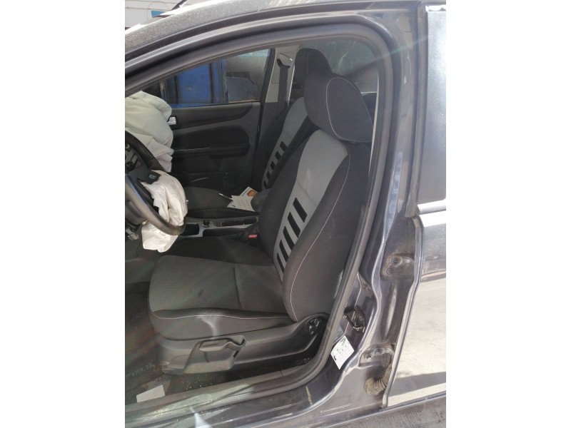 ford focus berlina (cb4) del año 2010