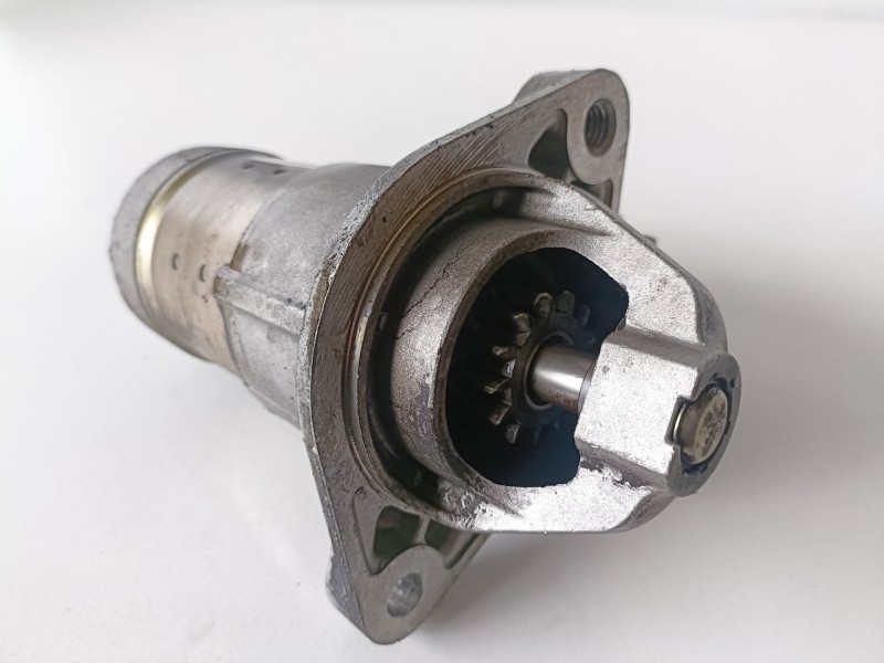 Recambio de motor arranque para opel meriva y17dt referencia OEM IAM 8971891181  