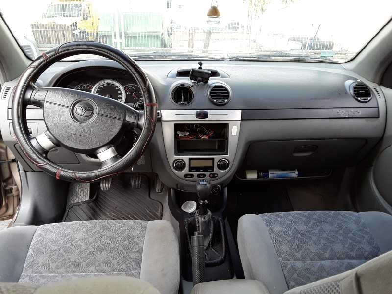 daewoo lacetti del año 2004