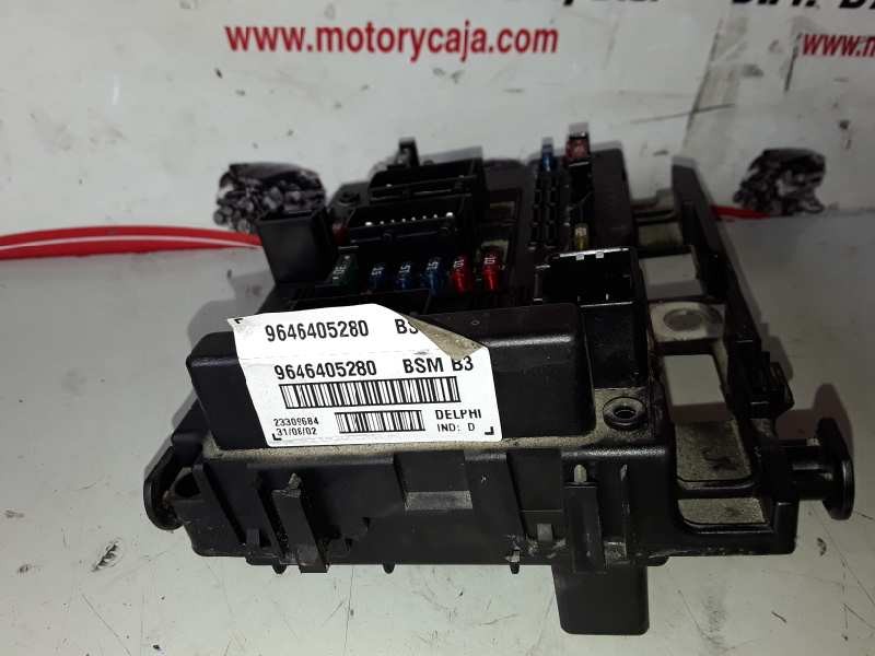Recambio de caja reles / fusibles para peugeot 307 (s1)(04.2001) rhy referencia OEM IAM 9646405280/BSMB3  