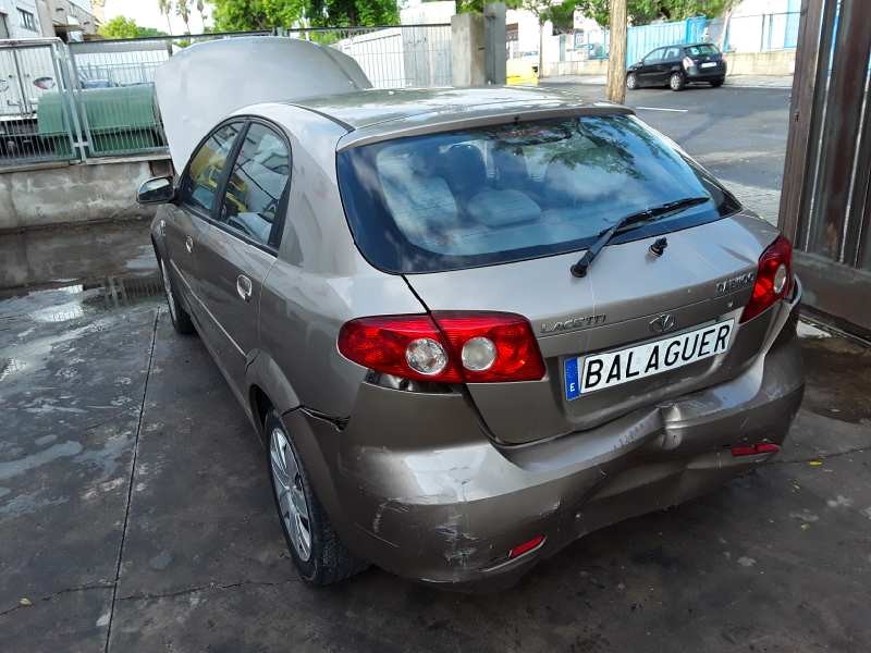 daewoo lacetti del año 2004