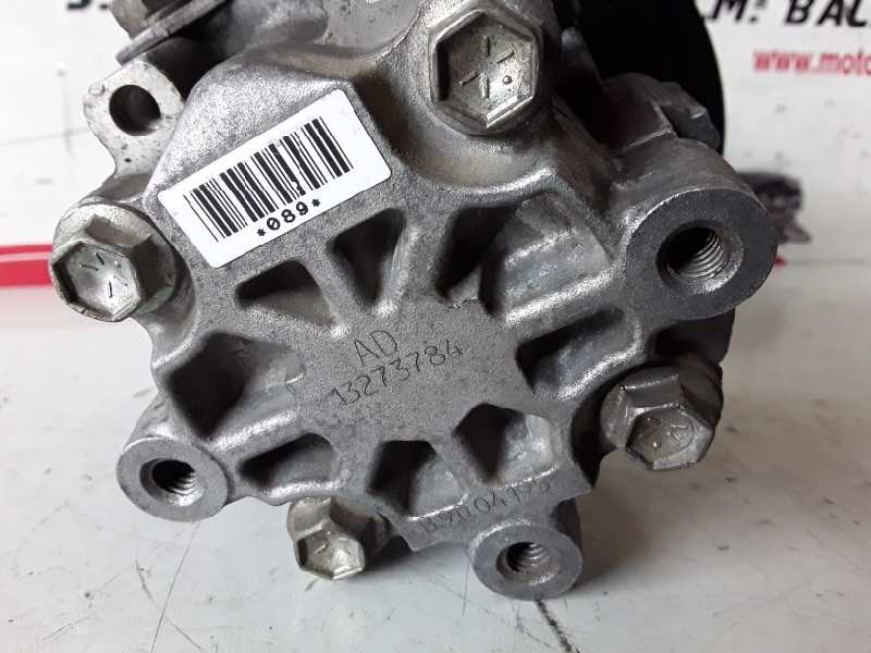 Recambio de bomba direccion para opel insignia berlina a20dtj referencia OEM IAM 13273784  