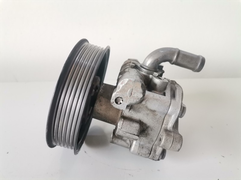 Recambio de bomba direccion para seat alhambra (7v9) bvk referencia OEM IAM 7M0145157AA  